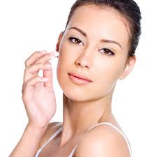 Best Facial Moisturizers for Dry Skin - Reviews & Guide (2018 Update)