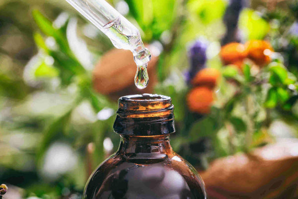 6 Best Essential Oils for Acne Scars - How to Use Essential Oils for Acne Scars